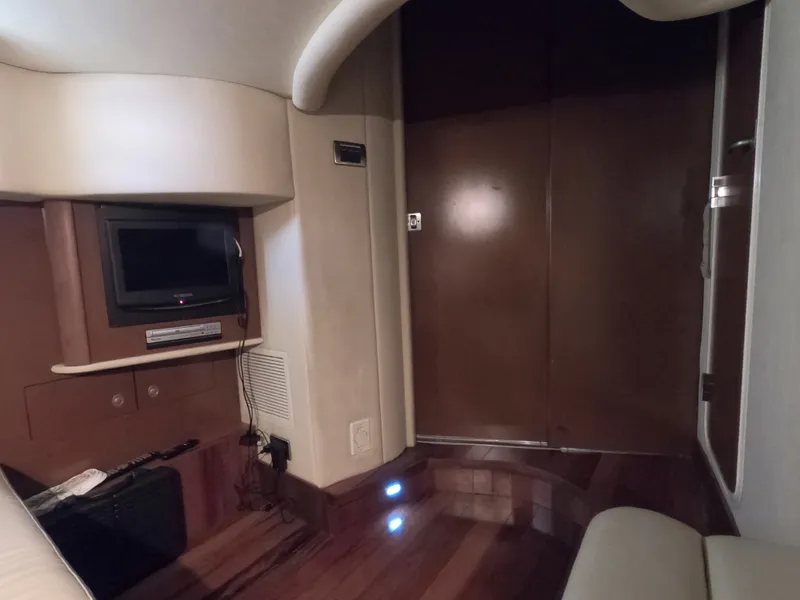 Slide: The Image of Sea Ray 44 Sundancer 2007 - 58