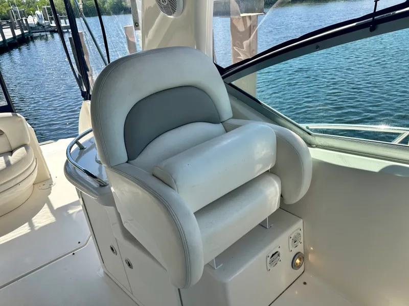 Slide: The Image of Sea Ray 340 Sundancer 2005 - 20