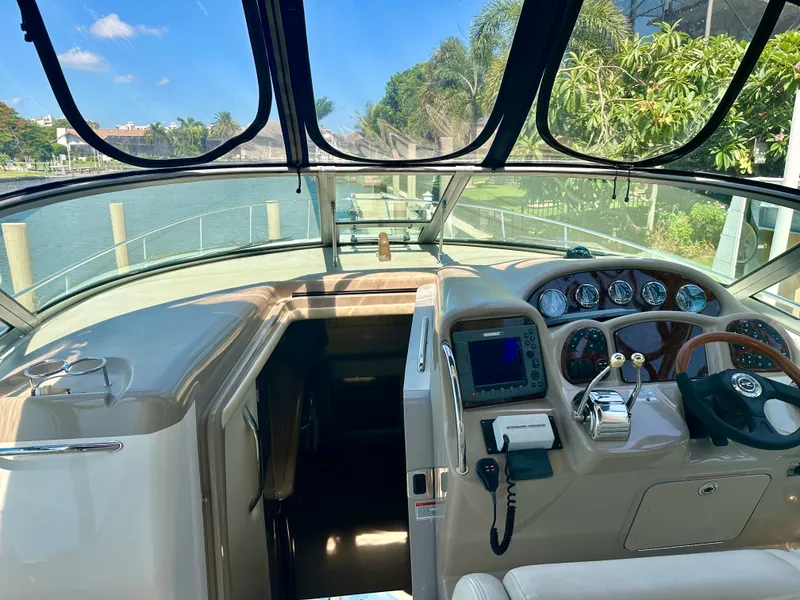 Slide: The Image of Sea Ray 340 Sundancer 2005 - 28