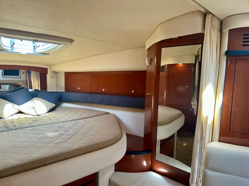 Slide: The Image of Sea Ray 340 Sundancer 2005 - 32