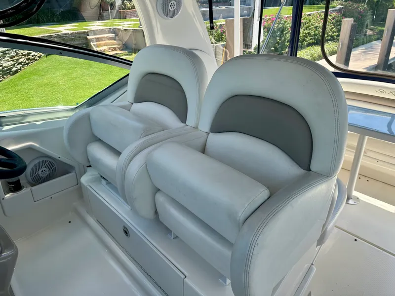 Slide: The Image of Sea Ray 340 Sundancer 2005 - 21