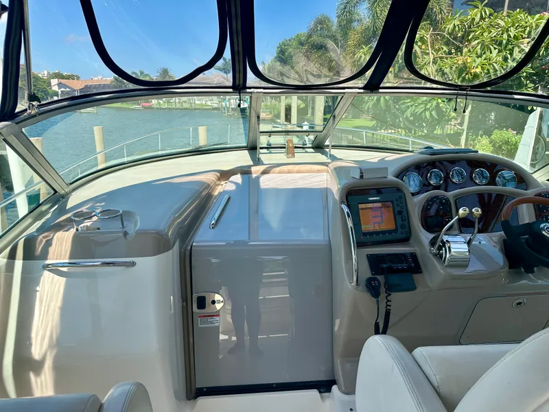 Slide: The Image of Sea Ray 340 Sundancer 2005 - 43