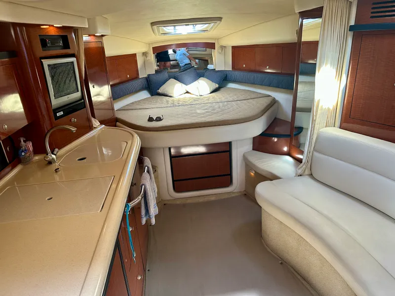 Slide: The Image of Sea Ray 340 Sundancer 2005 - 29