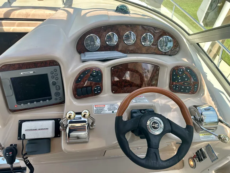 Slide: The Image of Sea Ray 340 Sundancer 2005 - 24