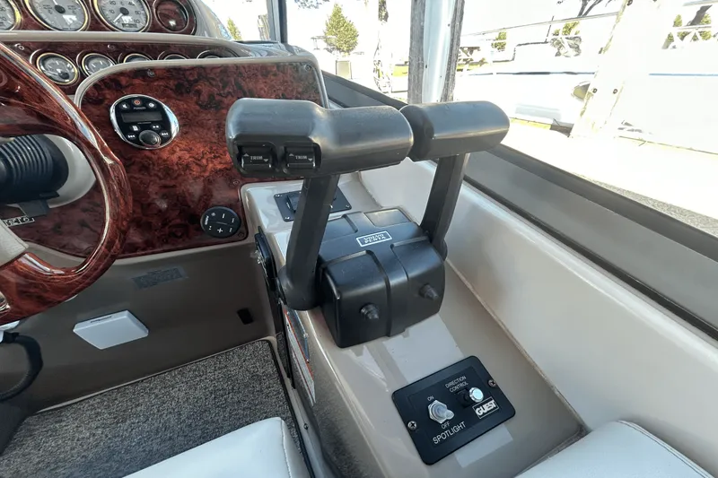 Slide: The Image of Four Winns 288 VISTA 2004 - 21