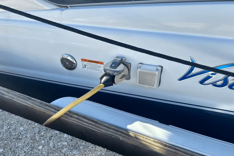 Slide: The Image of Four Winns 288 VISTA 2004 - 55