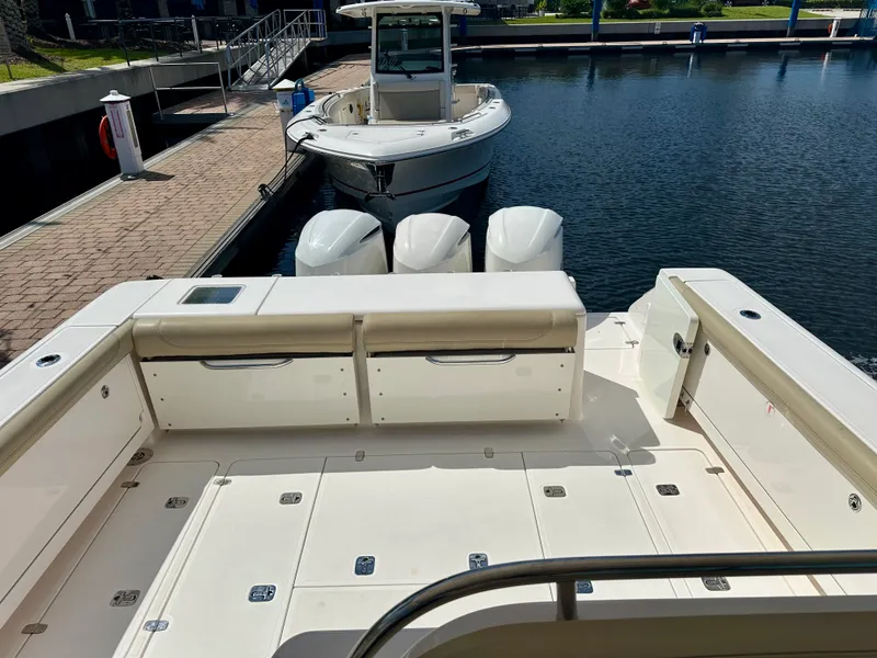 Slide: The Image of Pursuit OS 385 OFFSHORE 2017 - 31