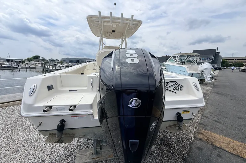 Slide: The Image of Sailfish 220 CC 2022 - 3