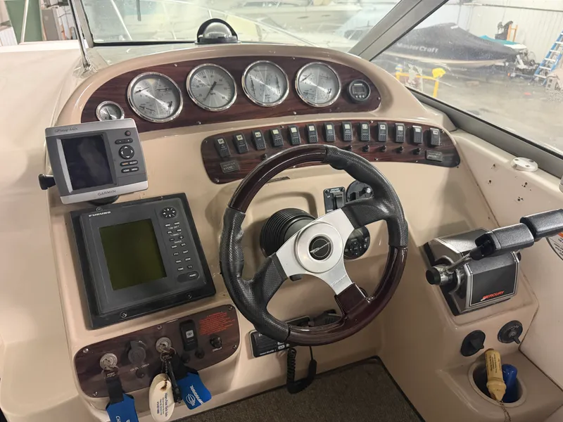 Slide: The Image of Chaparral SIGNATURE 300 2000 - 19