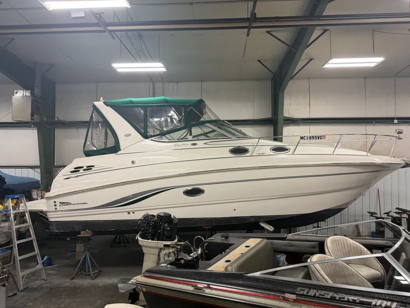 Slide: The Image of Chaparral SIGNATURE 300 2000 - 4