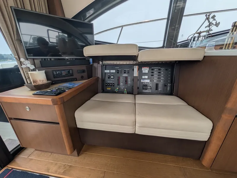 Slide: The Image of Sea Ray Sundancer 400 2017 - 70