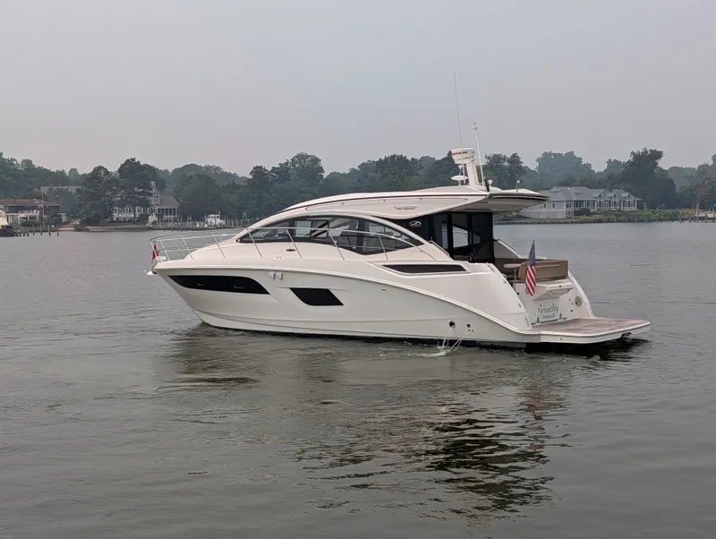 Slide: The Image of Sea Ray Sundancer 400 2017 - 59