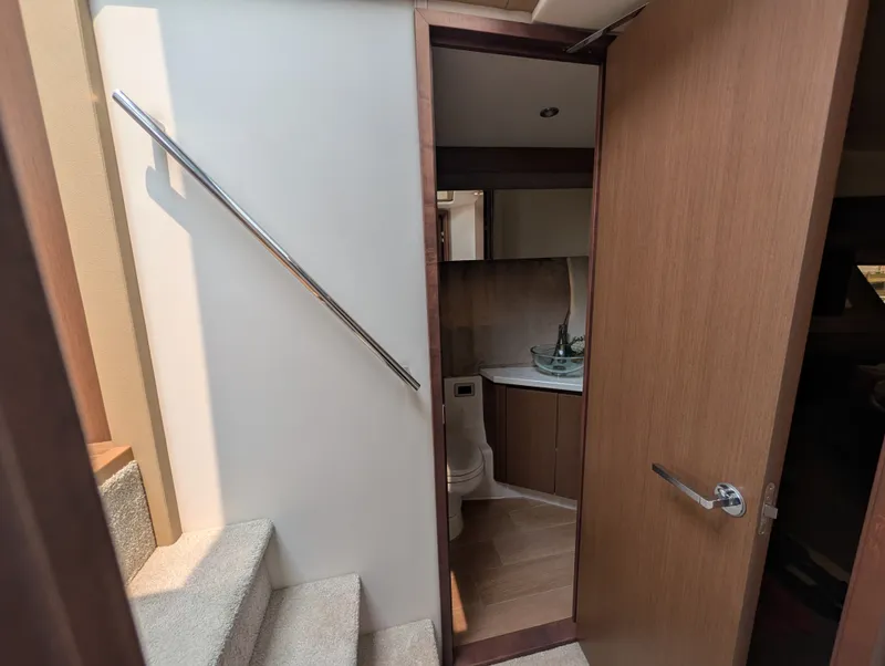 Slide: The Image of Sea Ray Sundancer 400 2017 - 34