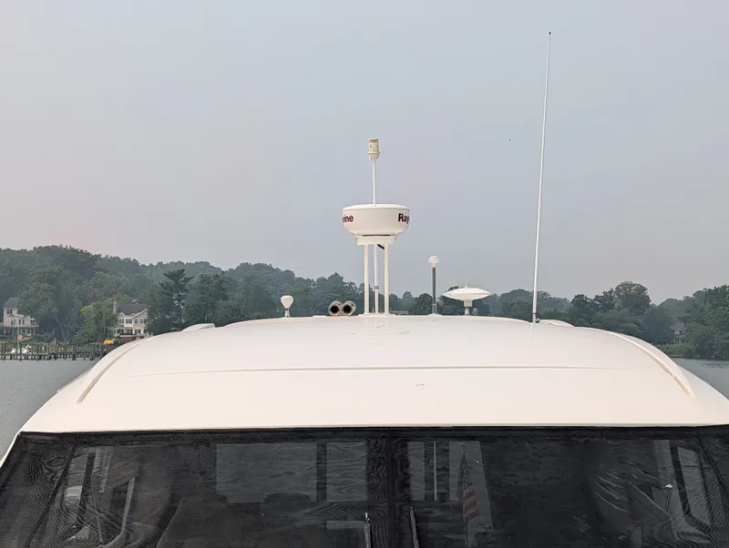 Slide: The Image of Sea Ray Sundancer 400 2017 - 16