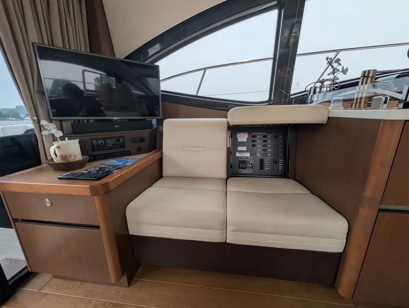 Slide: The Image of Sea Ray Sundancer 400 2017 - 68