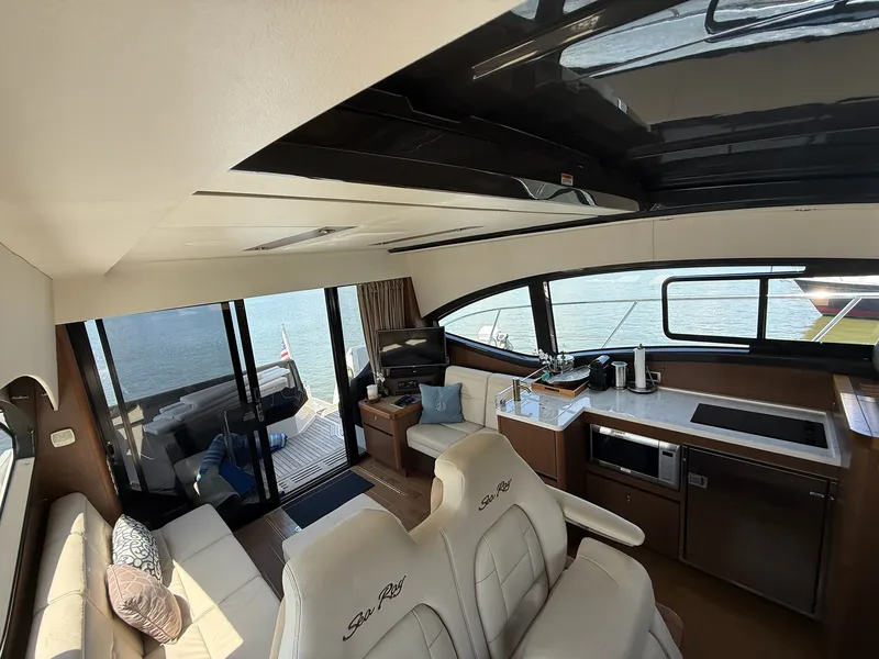 Slide: The Image of Sea Ray Sundancer 400 2017 - 72