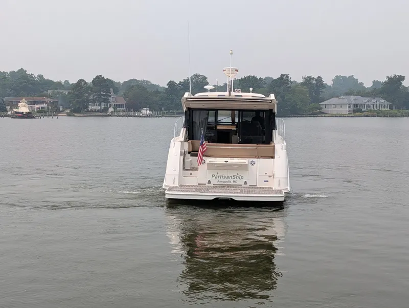 Slide: The Image of Sea Ray Sundancer 400 2017 - 55