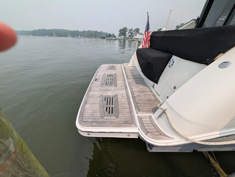 Slide: The Image of Sea Ray Sundancer 400 2017 - 21