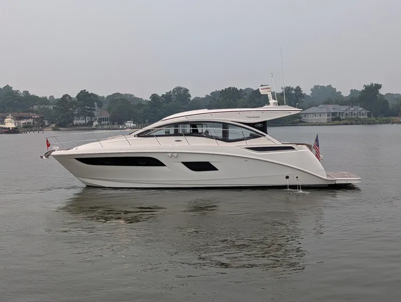 Slide: The Image of Sea Ray Sundancer 400 2017 - 62