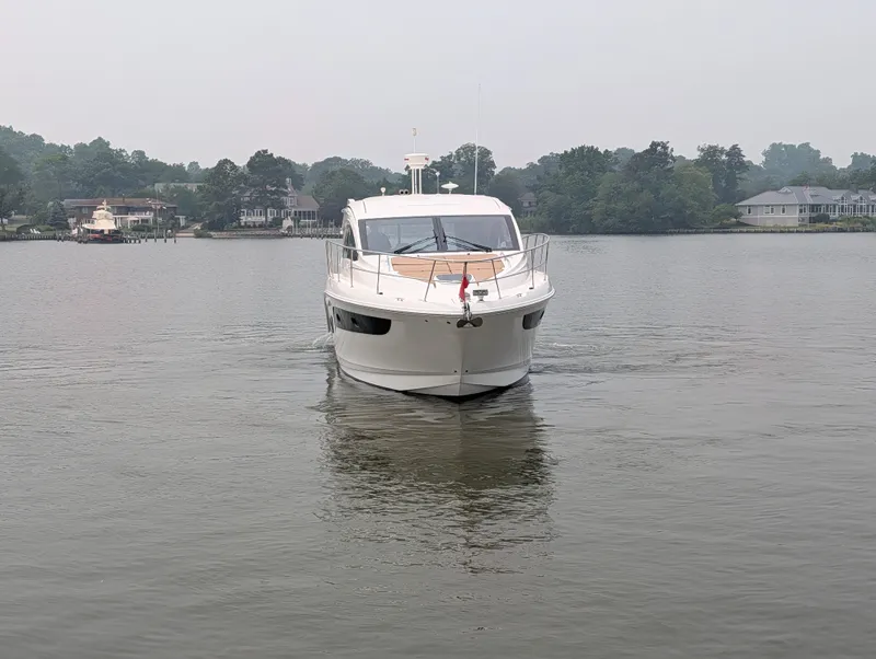 Slide: The Image of Sea Ray Sundancer 400 2017 - 1
