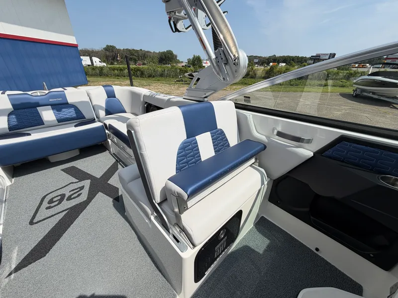 Slide: The Image of Mastercraft X26 2019 - 26