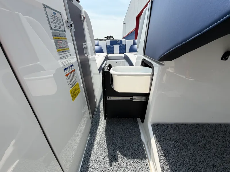 Slide: The Image of Mastercraft X26 2019 - 38