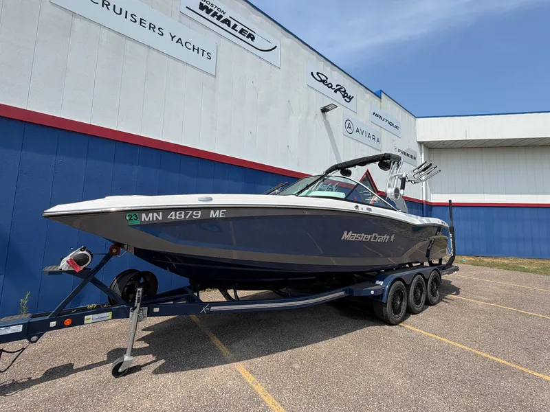 Slide: The Image of Mastercraft X26 2019 - 2