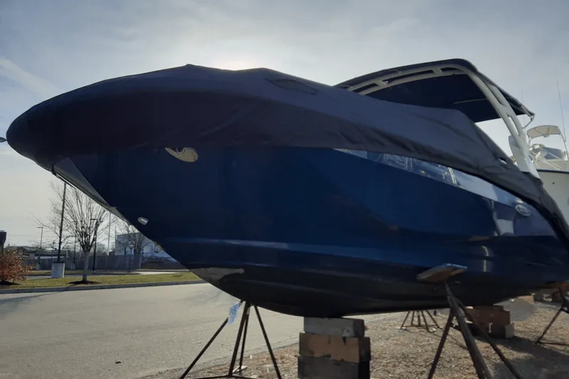 Slide: The Image of Sea Ray 250 SDX-OB 2019 - 8