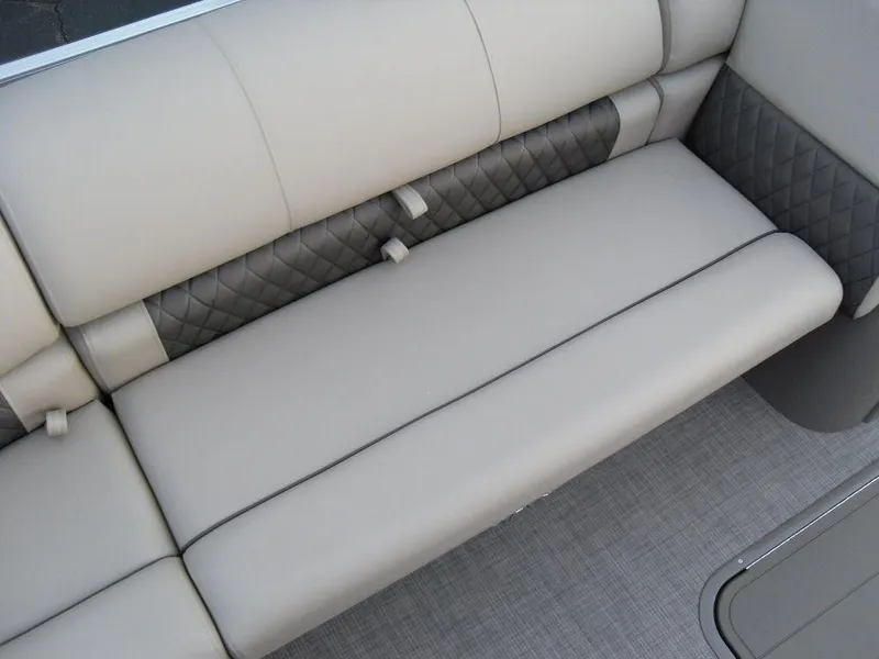 Slide: The Image of 2023 Sun Tracker PARTY BARGE® 22 XP3 beige cushioned seating with quilted accents. - 15