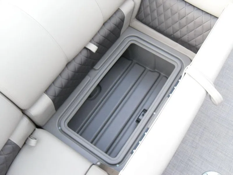 Slide: The Image of Storage compartment in 2023 Sun Tracker PARTY BARGE® 22 XP3 pontoon boat. - 44