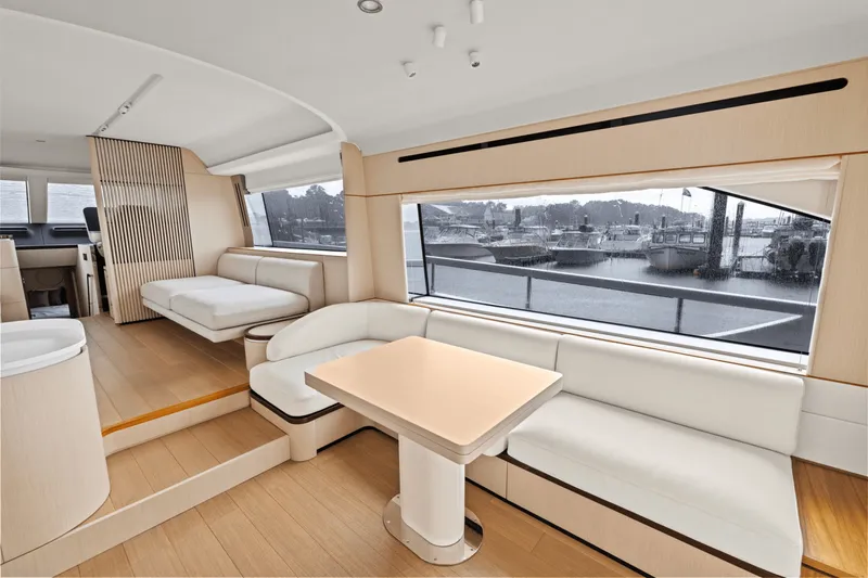 Slide: The Image of Azimut Fly 68 2026 - 20