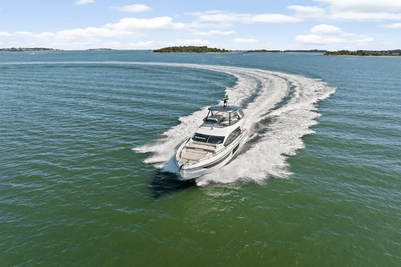 Slide: The Image of Azimut Fly 68 2026 - 4