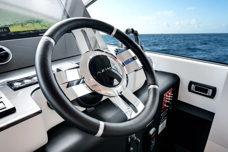 Slide: The Image of Azimut Fly 68 2026 - 23