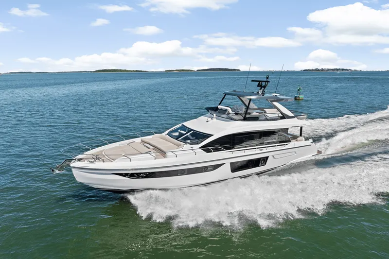 Slide: The Image of Azimut Fly 68 2026 - 1