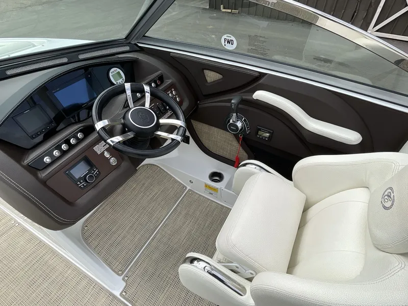 Slide: The Image of Cobalt R3 Surf 2017 - 263