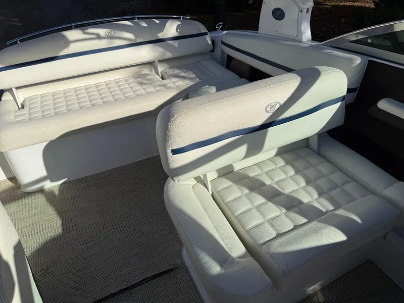 Slide: The Image of Cobalt R3 Surf 2017 - 272