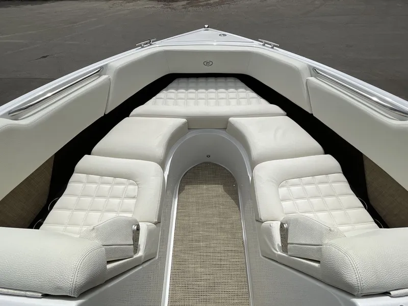 Slide: The Image of Cobalt R3 Surf 2017 - 350