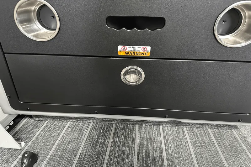 Slide: The Image of Premier 250SOLARIS 2026 - 37