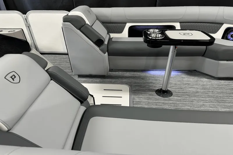 Slide: The Image of Premier 250 SOLARIS 2026 - 11