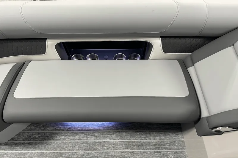 Slide: The Image of Premier 250SOLARIS 2026 - 65