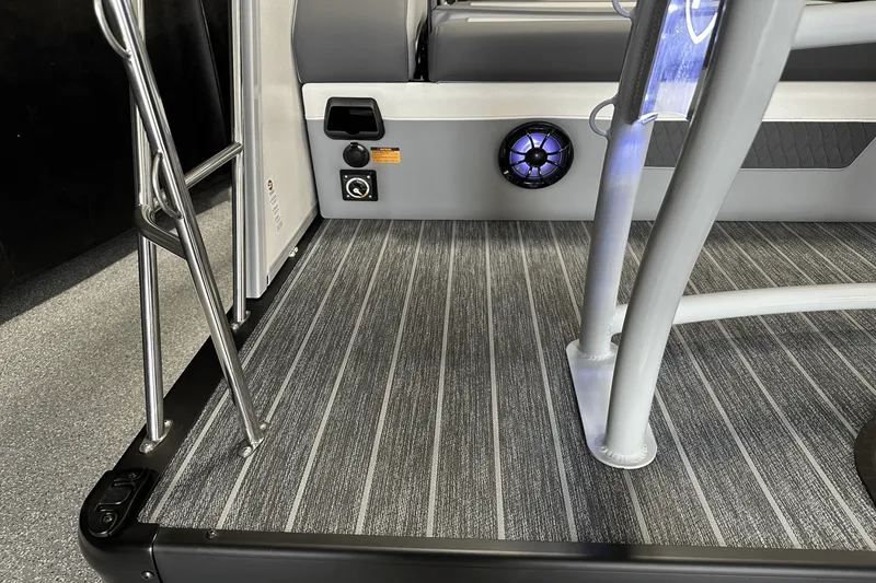 Slide: The Image of Premier 250 SOLARIS 2026 - 19