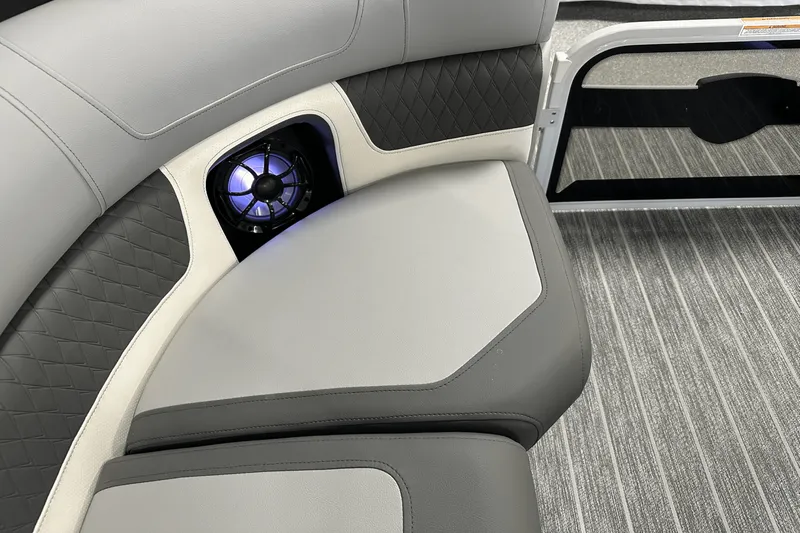 Slide: The Image of Premier 250 SOLARIS 2026 - 62