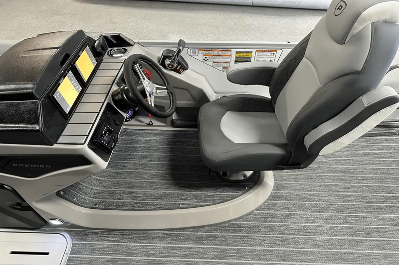 Slide: The Image of Premier 250 SOLARIS 2026 - 40