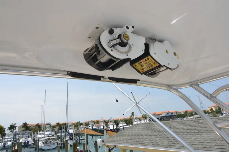Slide: The Image of Electric winch on a 1993 Gamefisherman Open boat. - 13