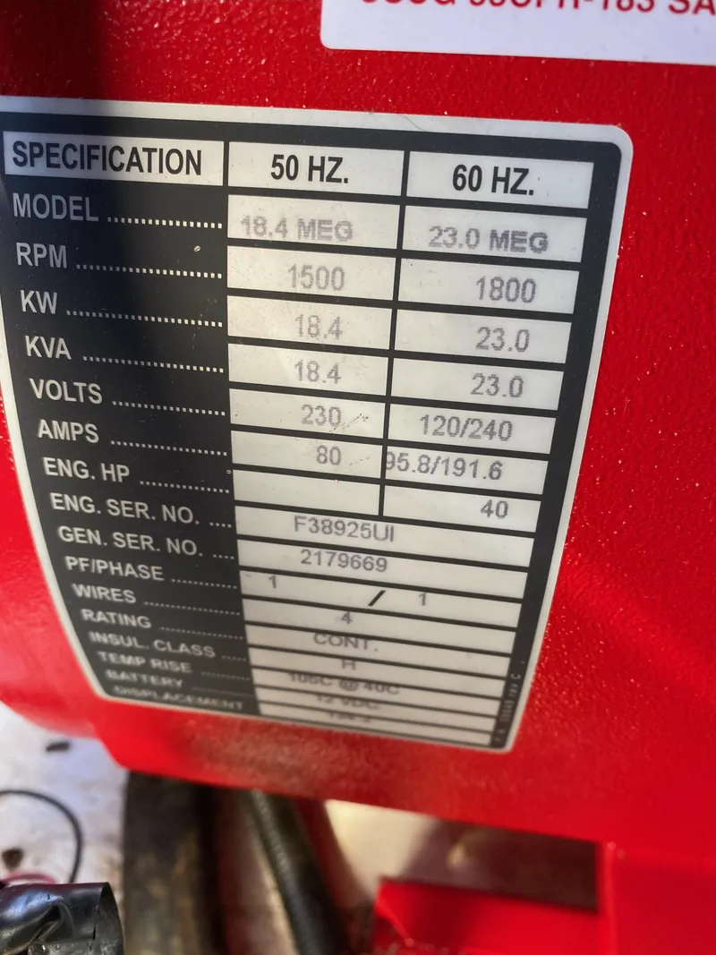 Slide: The Image of Specification label on a 2001 Stardust Cruisers Summer Dreamin' Trip 37 and 38 engine. - 45