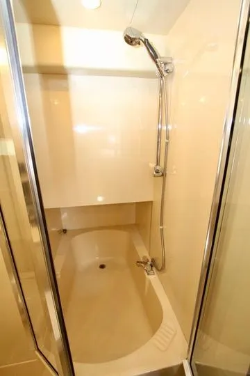 Slide: The Image of Bayliner 3988 Command Bridge Motoryacht 2002 - 67