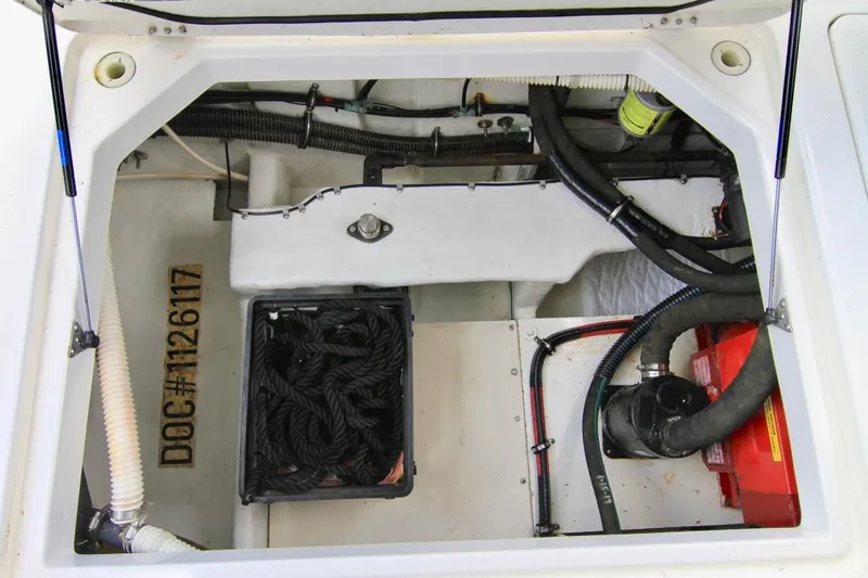 Slide: The Image of Bayliner 3988 Command Bridge Motoryacht 2002 - 72