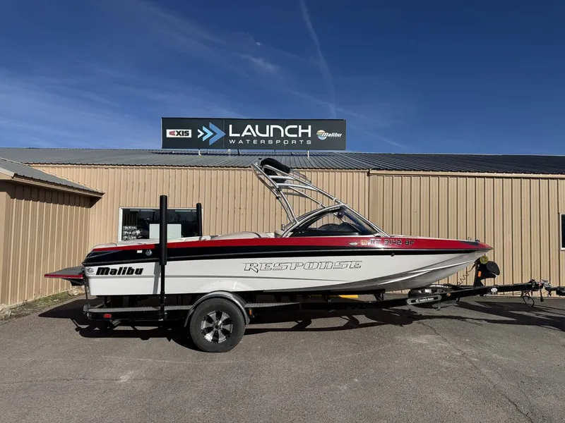 The Image of Malibu Boats Response TXi 2014 - 0