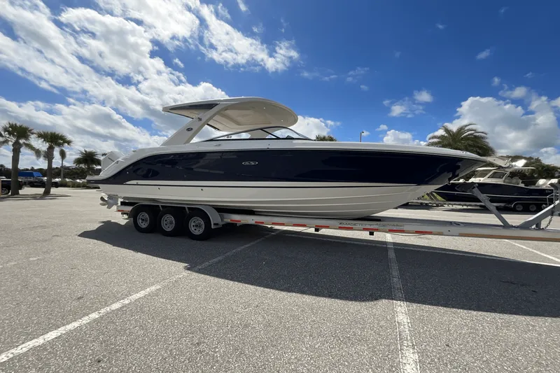 Slide: The Image of Sea Ray SLX 310 Outboard 2026 - 3