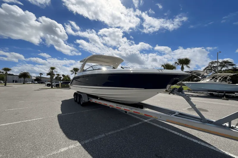 Slide: The Image of Sea Ray SLX 310 Outboard 2026 - 5